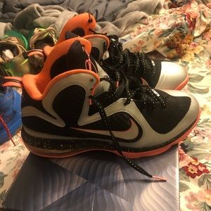 Lebron 9 Mango